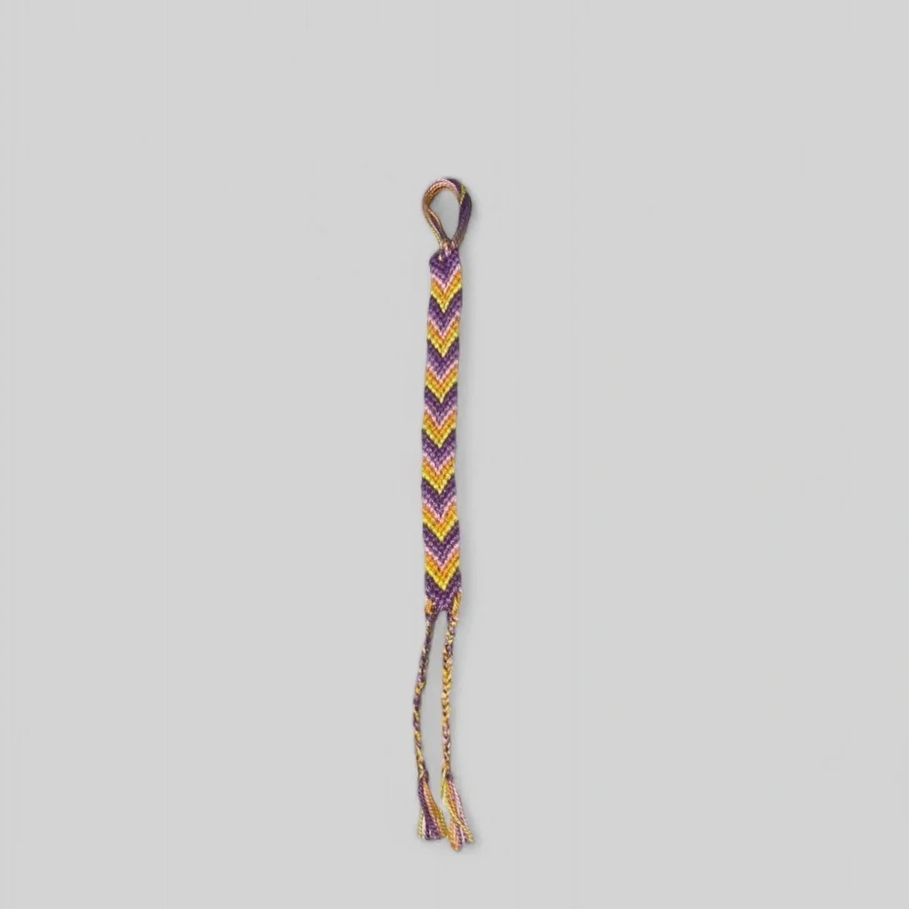 🔸 Prairie Chevron Handwoven Friendship Bracelet - Picture 4 of 6